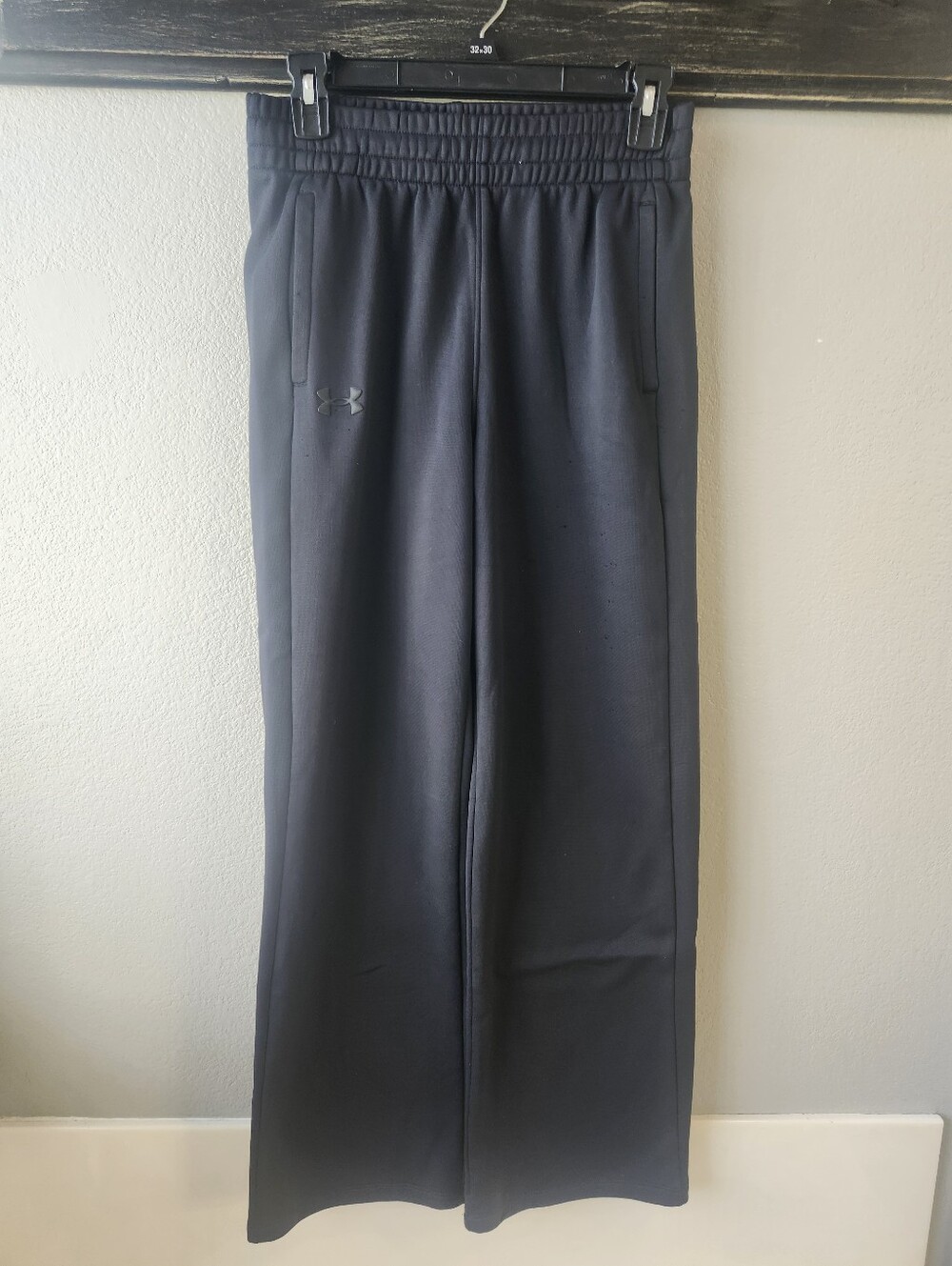 Under Armour Men's Black Open Bottom Pant